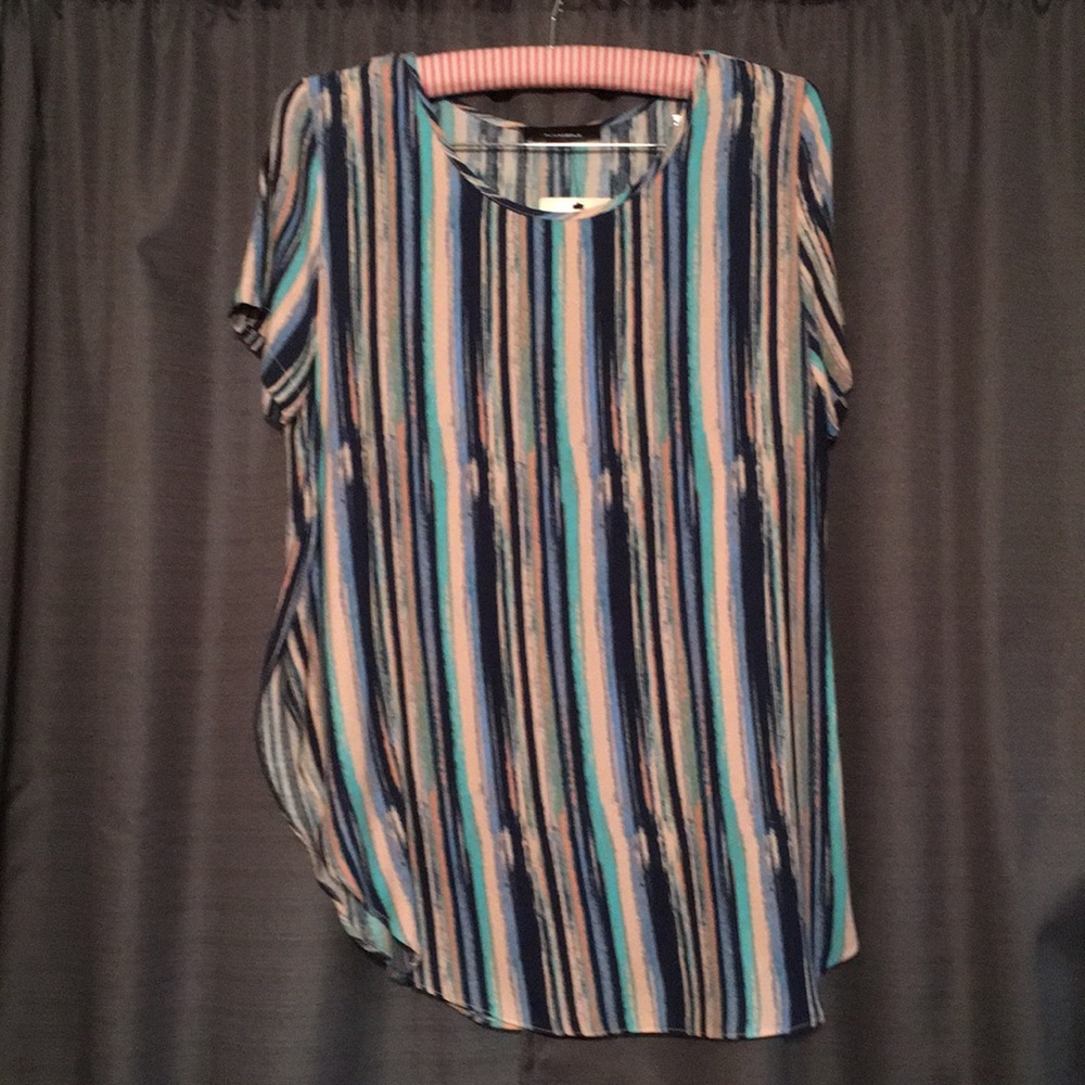 NWT striped shirt sleeved blouse